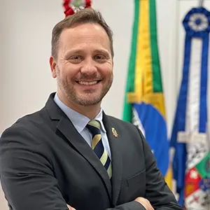 Prefeito(a) Adriano Silva